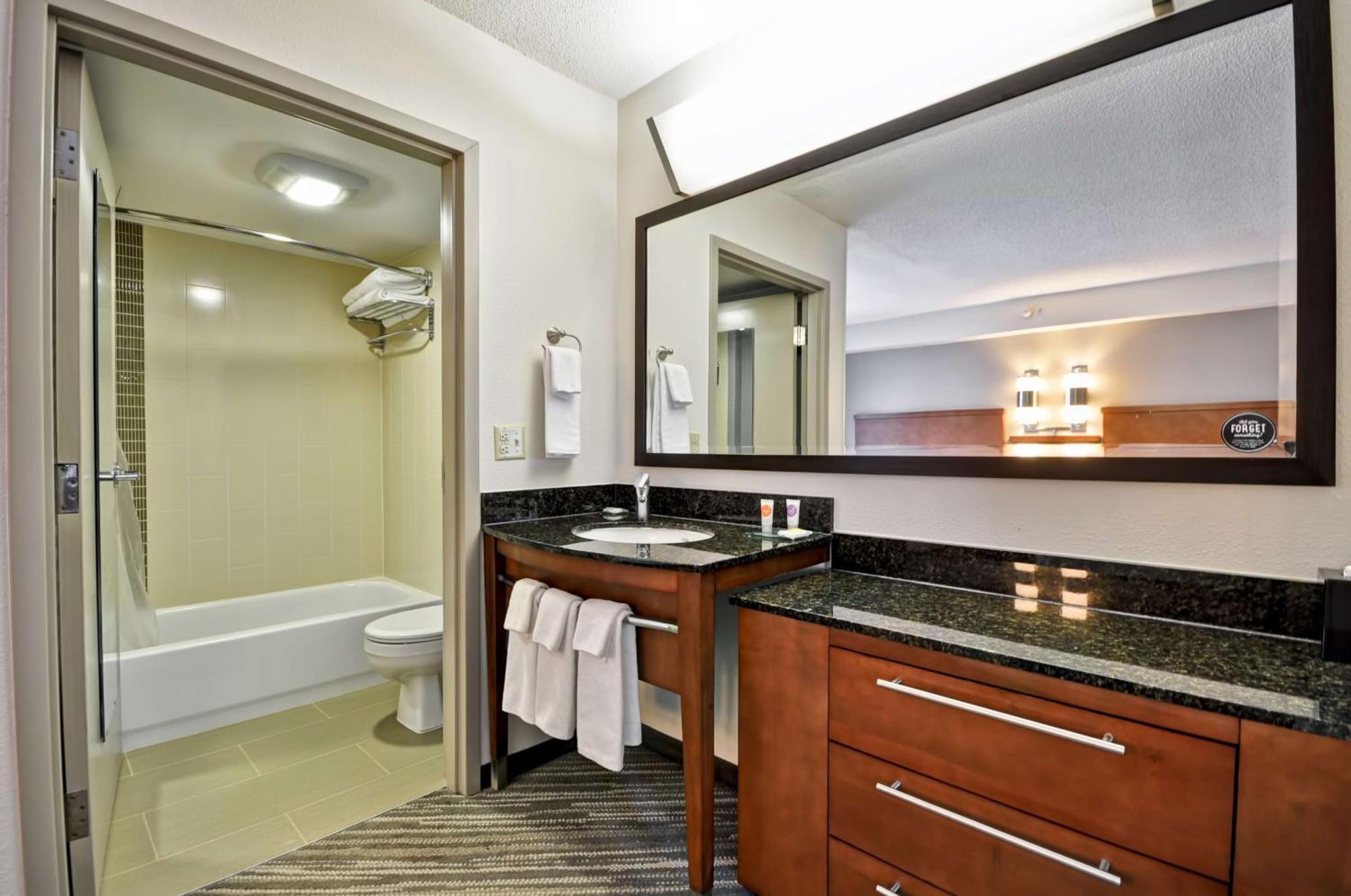 Hyatt Place Minneapolis Идън Прери Екстериор снимка
